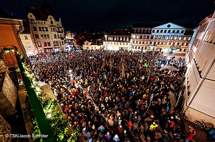 Rund 3.000 Menschen Demonstrieren Für Demokratie - Radio LOTTE Weimar